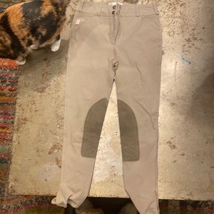 Size 28 Tailored Sportsman’s. Tag is cut out.